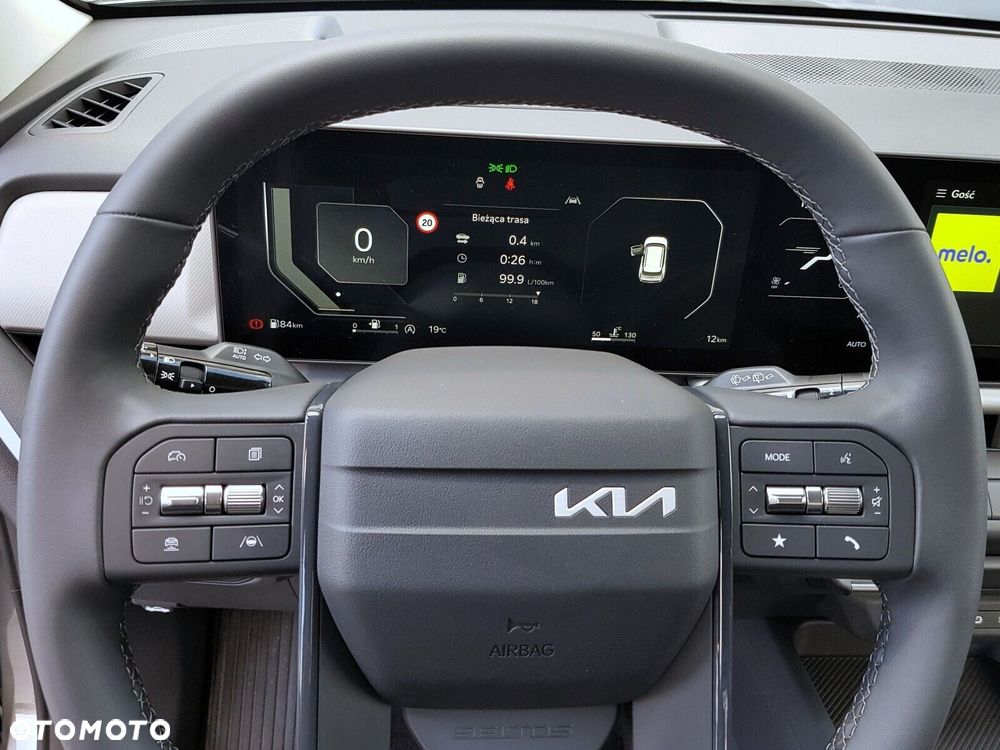 Kia Seltos - 23