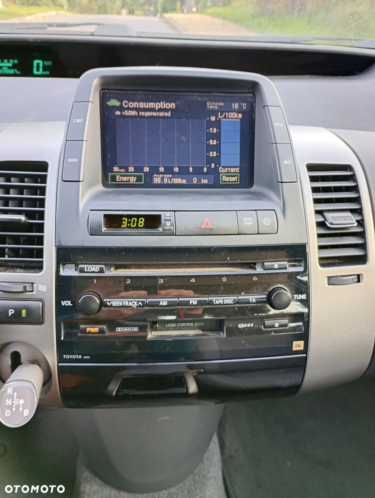 Toyota Prius 1.5 VVT-i Prestige - 12