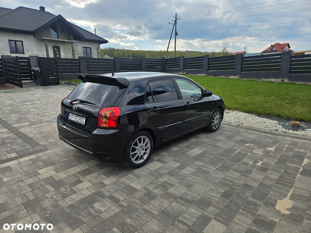 Toyota Corolla 1.4 D-4D Luna - 4