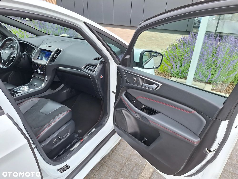 Ford S-Max 2.0 EcoBlue Twin-Turbo ST-Line - 25