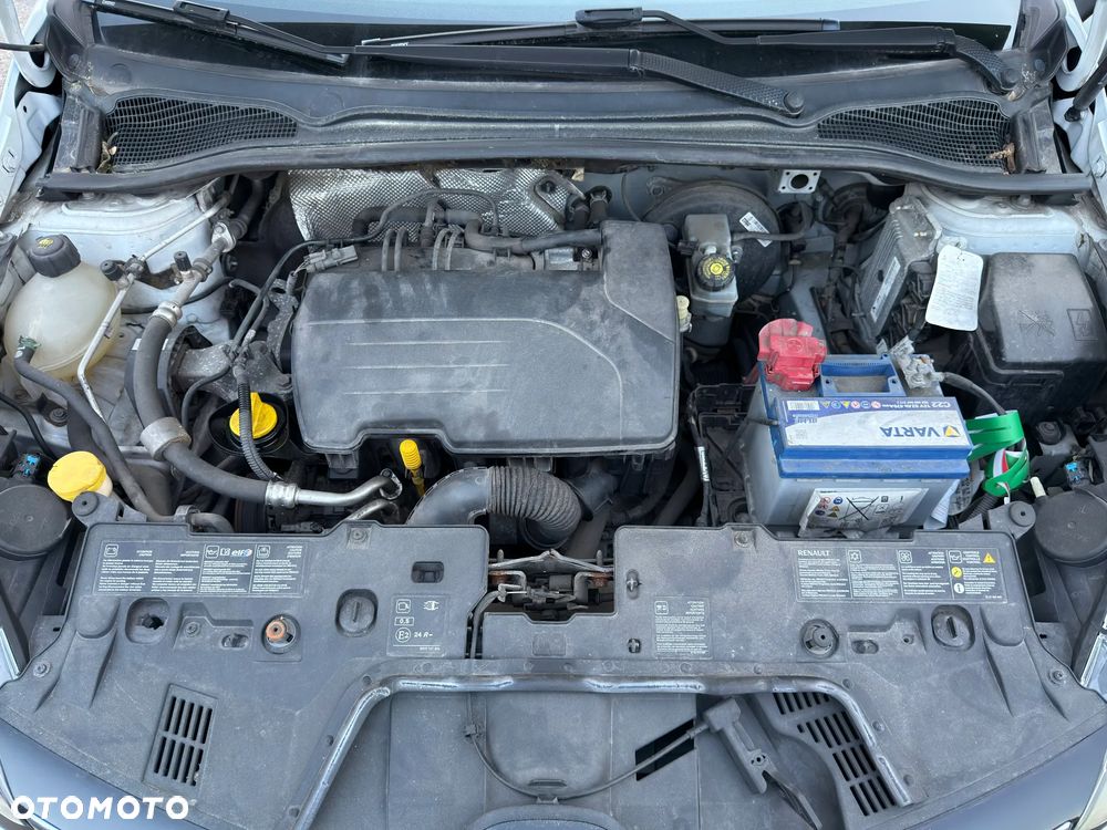 Renault Clio 1.2 16V Zen - 24