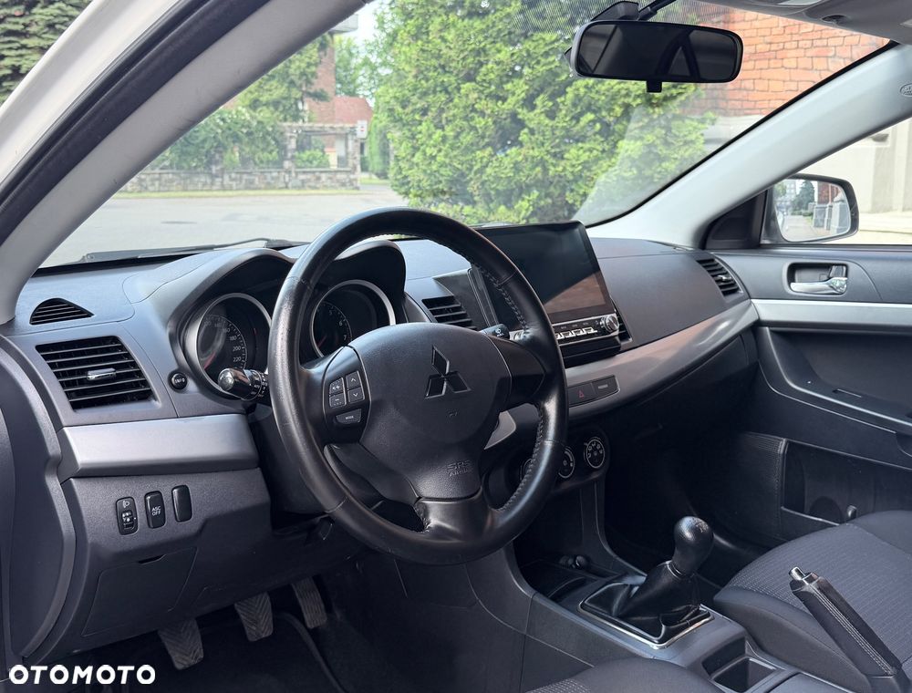 Mitsubishi Lancer 1.5 - 6