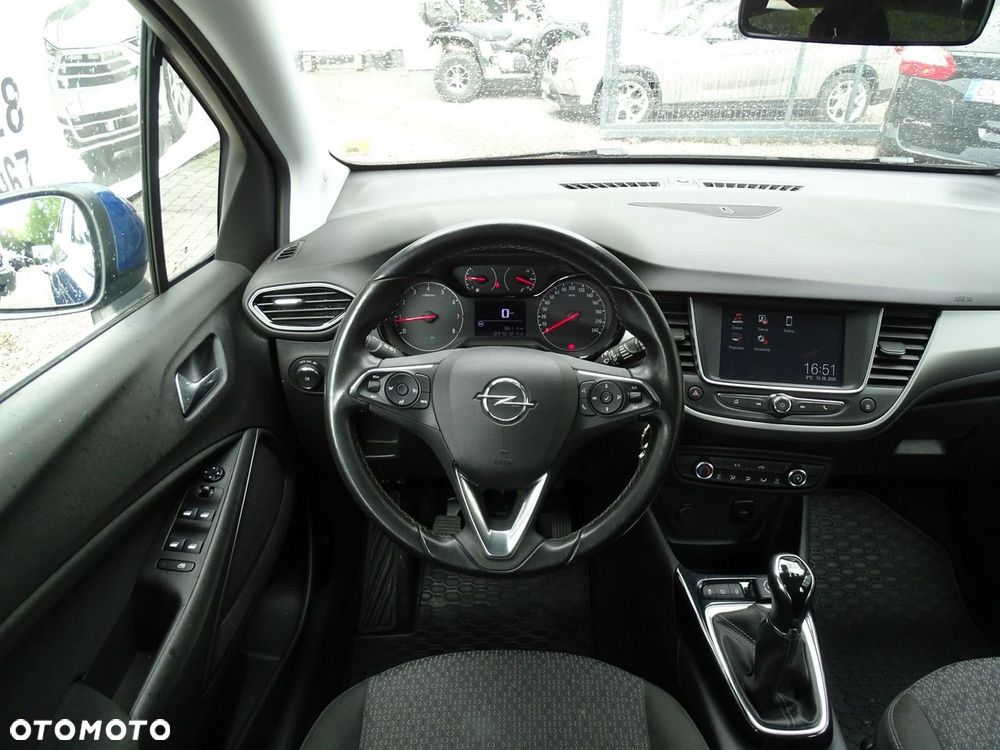 Opel Crossland X - 16