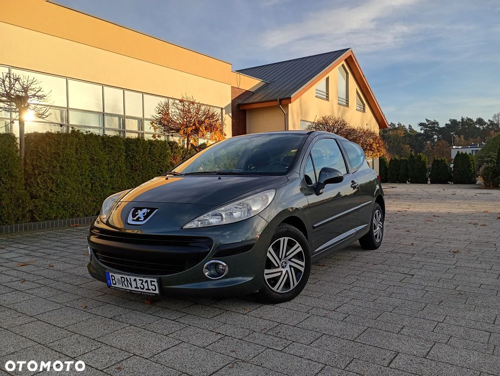 Peugeot 207 1.4 16V Trendy - 1