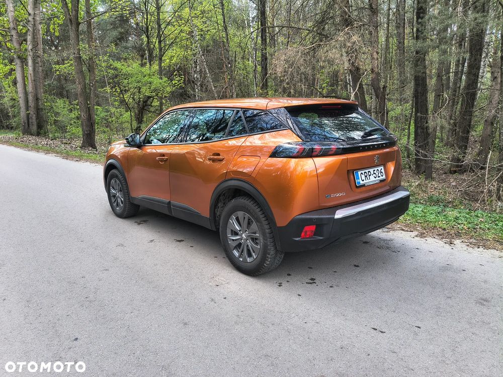 Peugeot 2008 136 Allure - 4