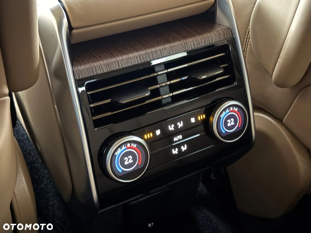 Land Rover Range Rover P530 Autobiography - 13