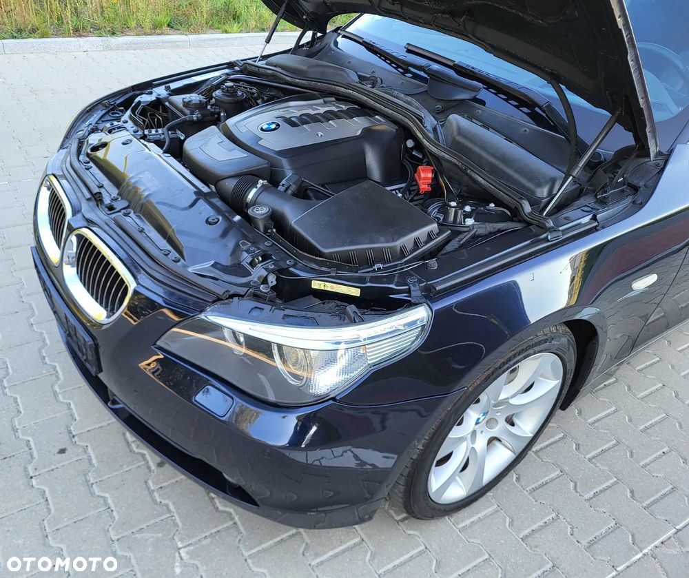 BMW Seria 5 - 32
