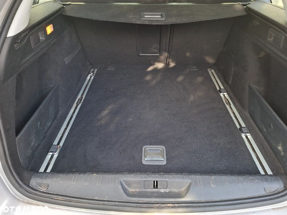 Peugeot 308 1.6 BlueHDi Business Line S&S - 23