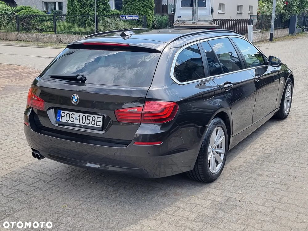 BMW Seria 5 518d - 16