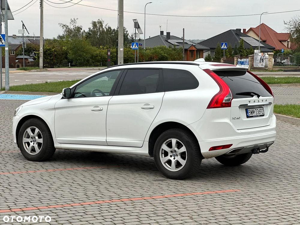 Volvo XC 60 D4 AWD Momentum - 12