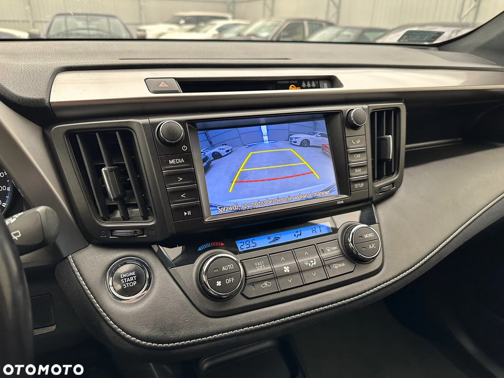 Toyota RAV4 2.0 Premium 4x4 - 9