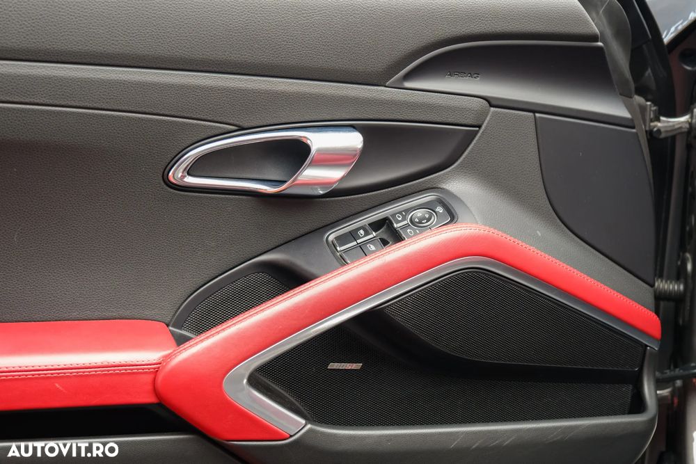 Porsche Boxster 718 S PDK - 34