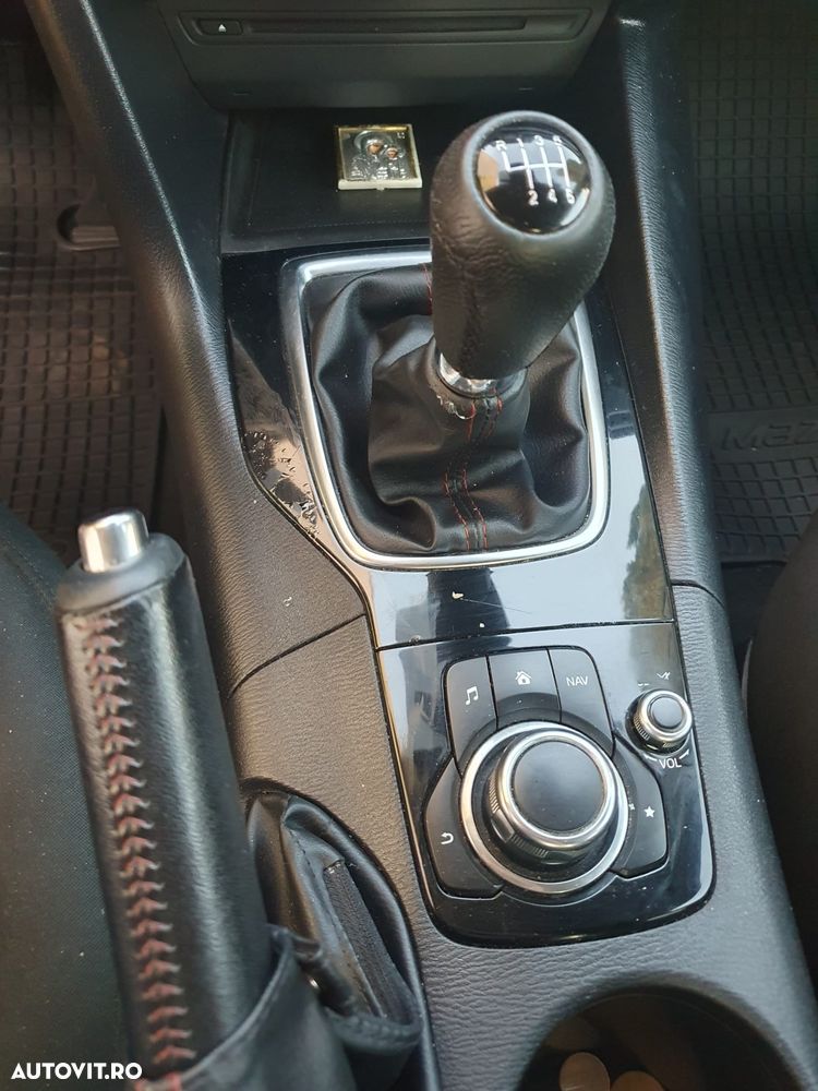 Mazda 3 G120 Attraction - 6