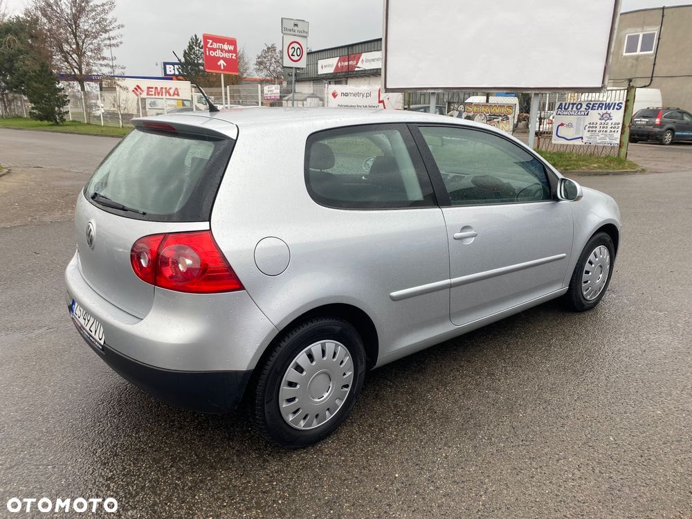 Volkswagen Golf 1.4 Comfortline - 25