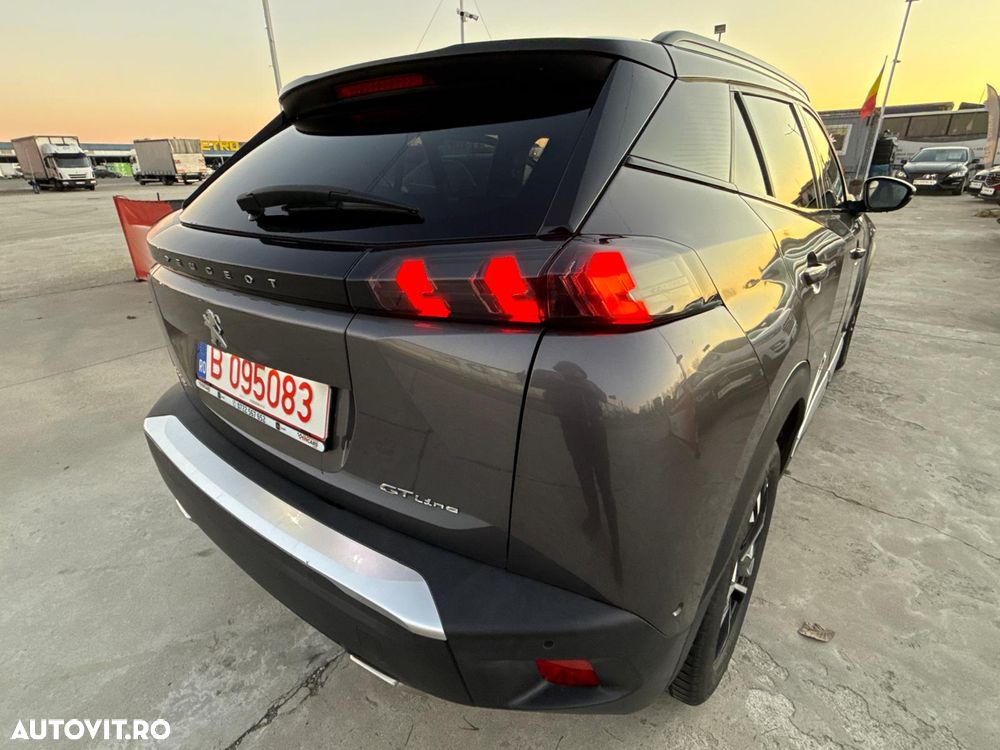 Peugeot 2008 PureTech 130 EAT8 GT Pack - 22