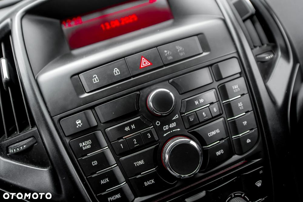 Opel Astra 1.4 Turbo Active - 26