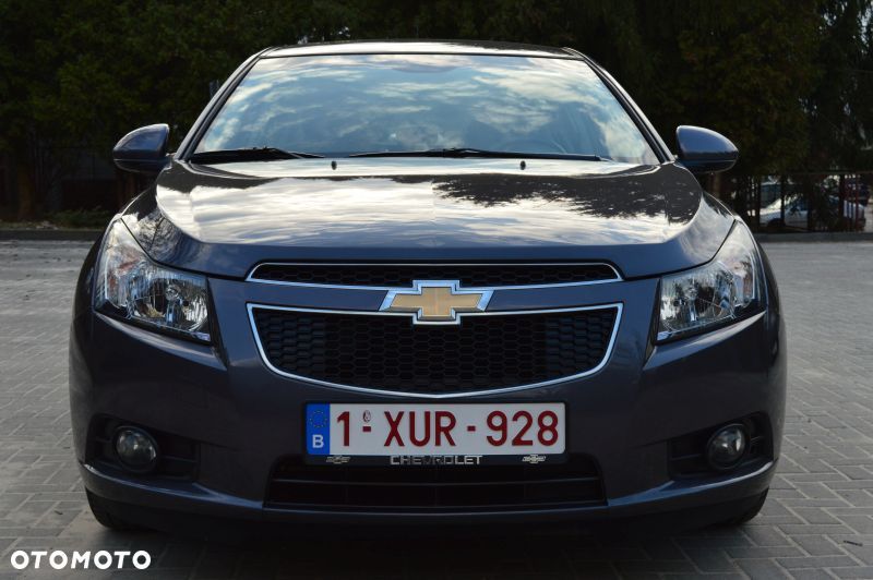 Chevrolet Cruze - 10