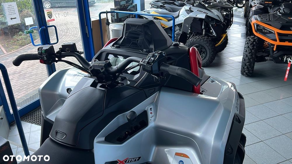 Can-Am Outlander - 6