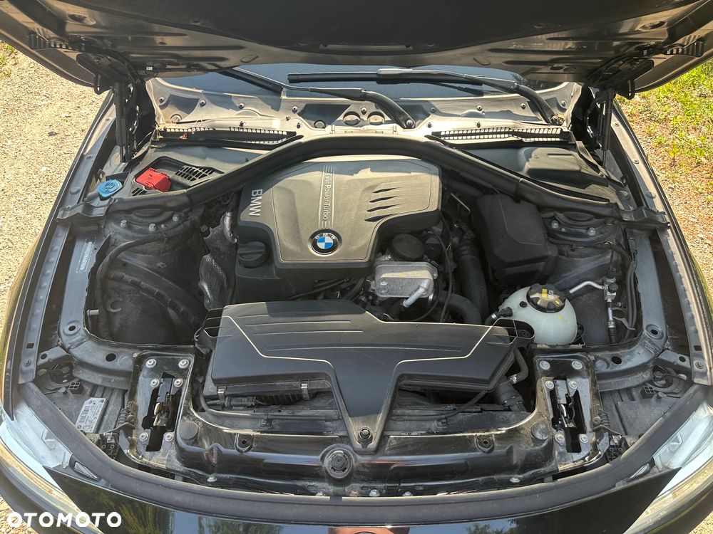 BMW Seria 3 328i Sport-Aut Sport Line - 18