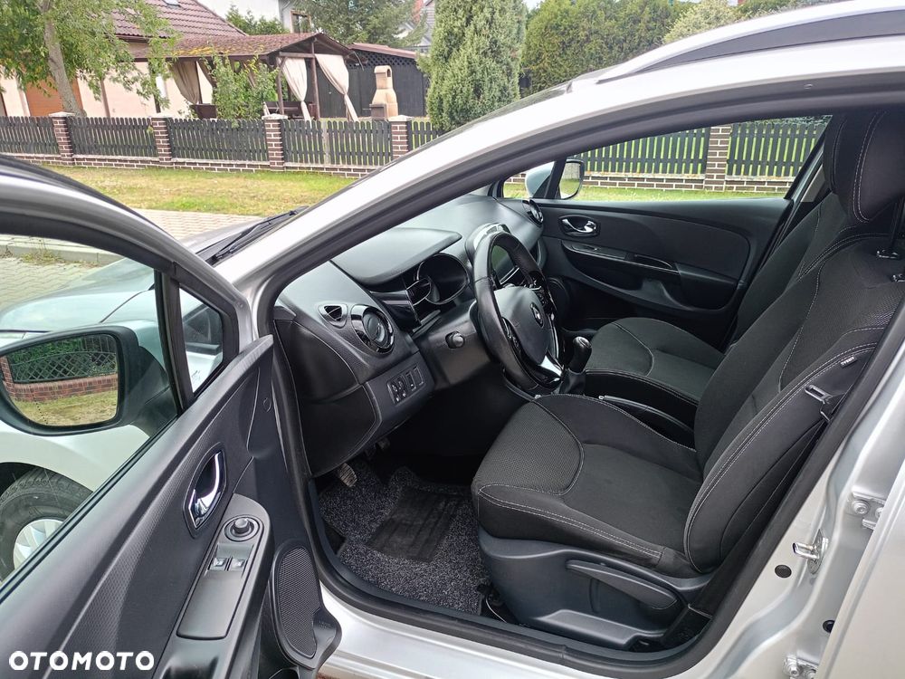 Renault Clio - 9