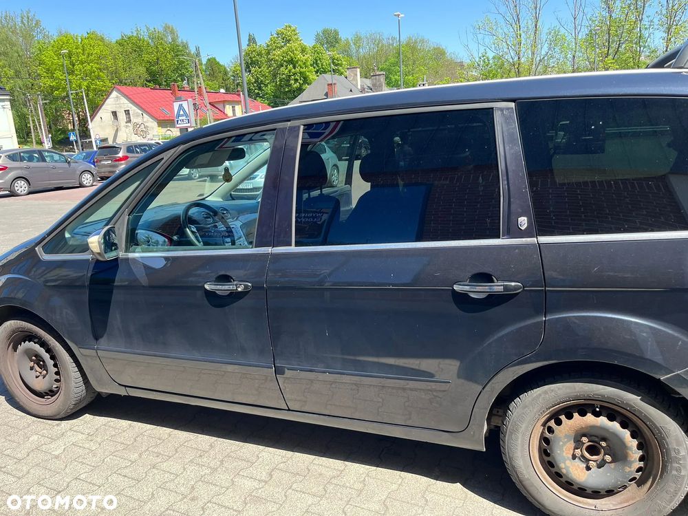 Ford Galaxy 2.0 TDCi Ghia - 5