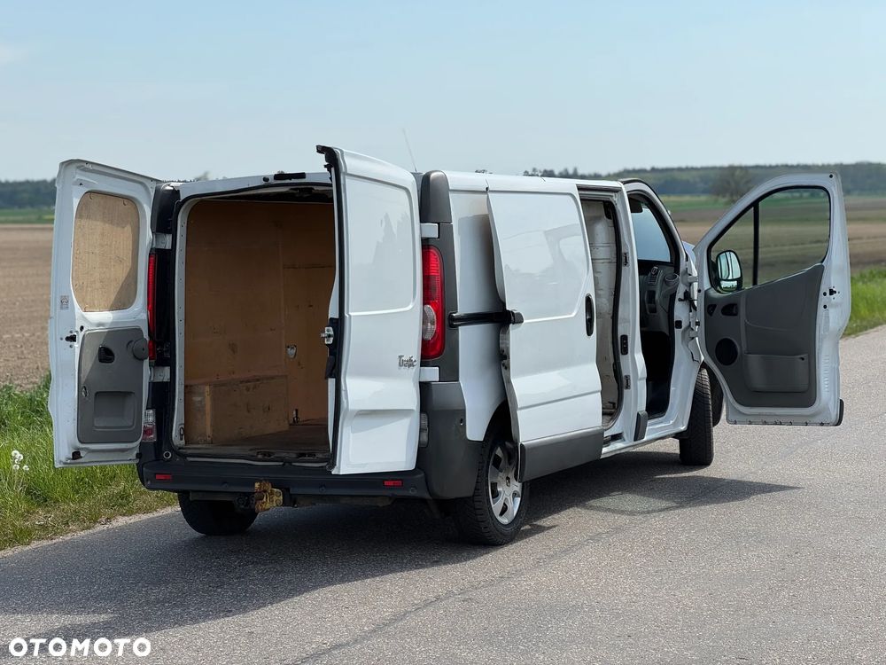 Renault TRAFIC - 21