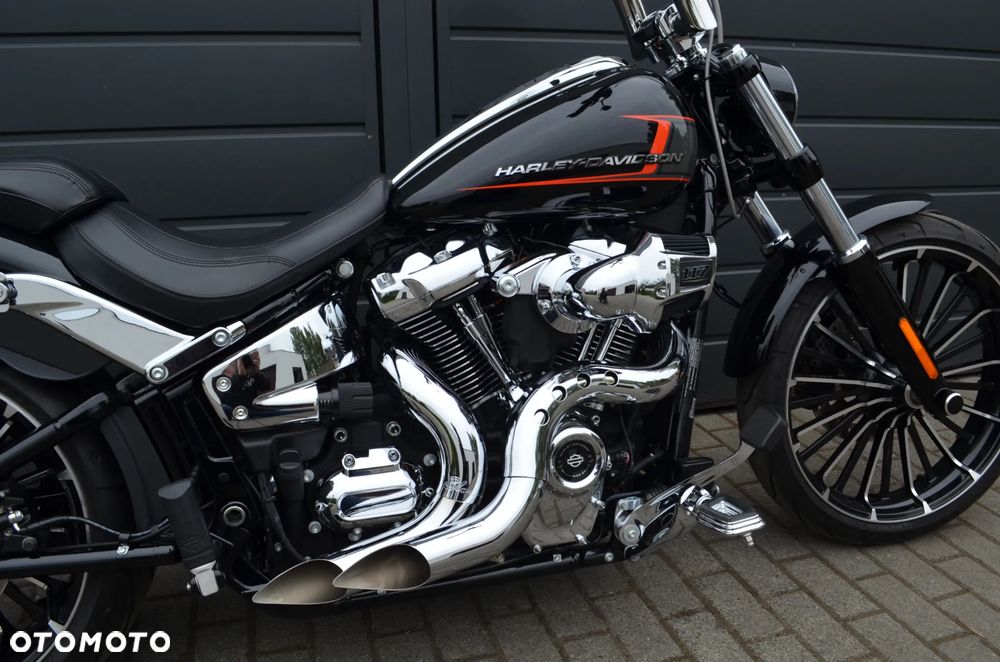 Harley-Davidson FXSB Breakout - 14