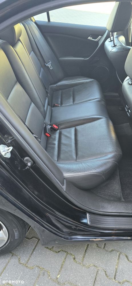 Honda Accord 2.0 Executive - 15