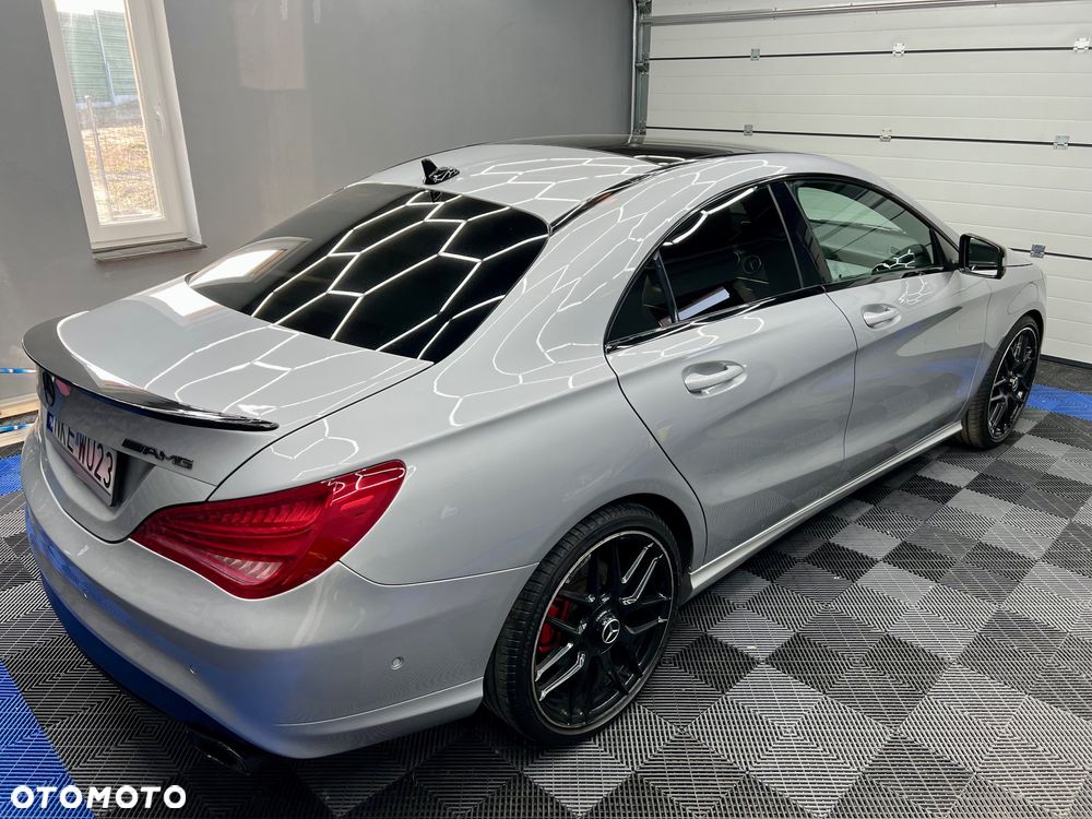 Mercedes-Benz CLA - 4