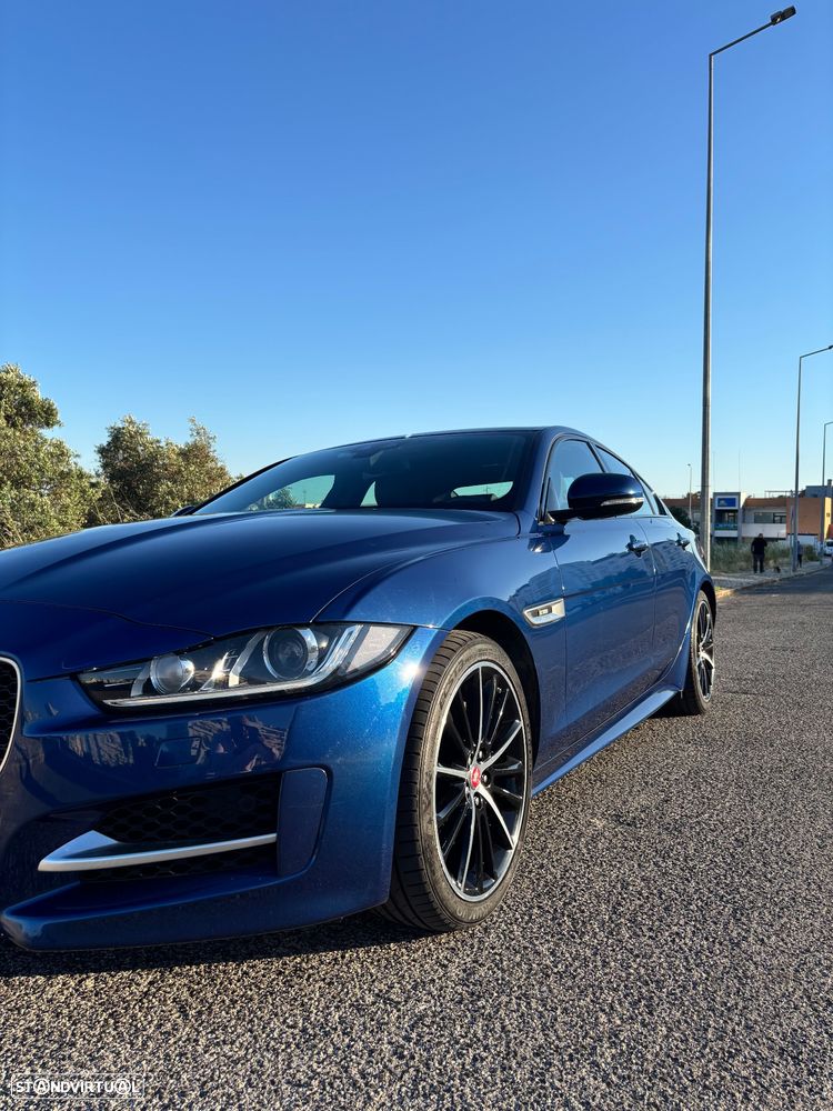 Jaguar XE 2.0 D R-Sport Aut. - 1