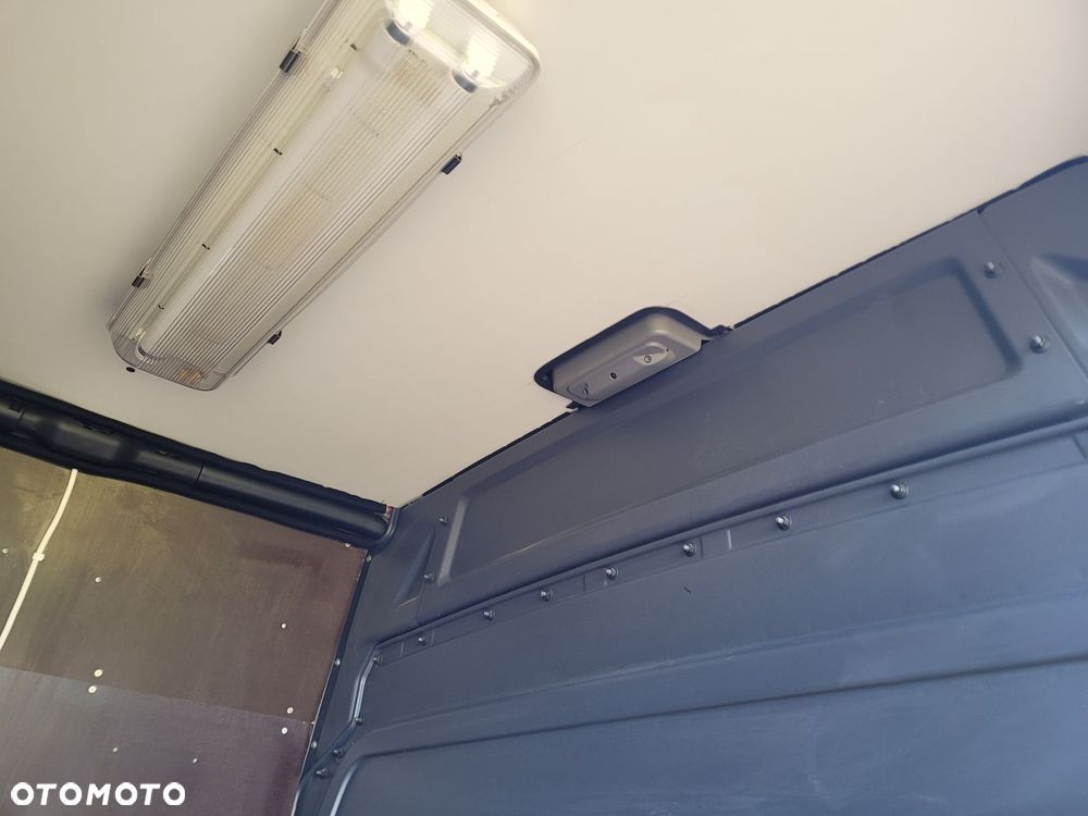 Volkswagen Crafter L2H3 163KM Klima Webasto Tylko 174Tkm bezwypadkowy o - 25