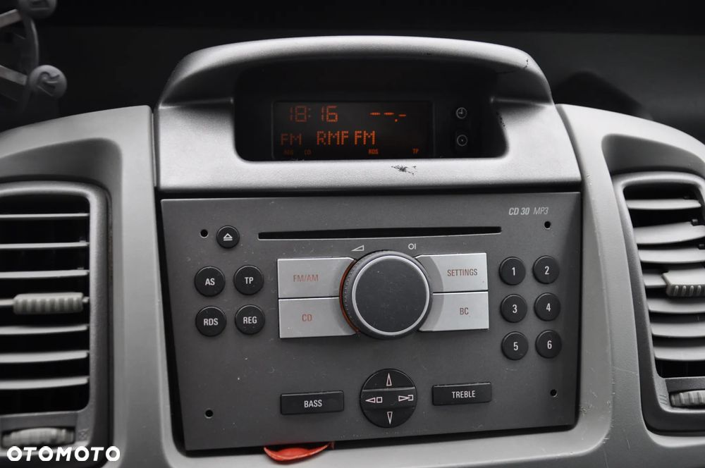 Opel Vivaro L1H1 2.9t - 25