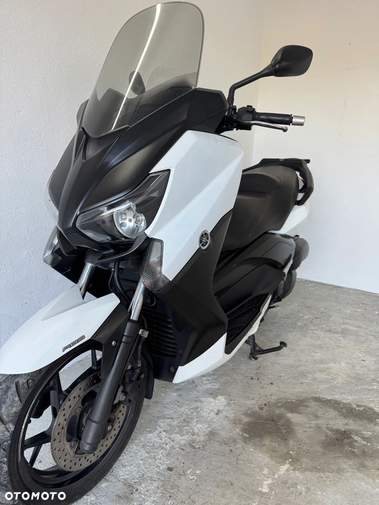 Yamaha X-max - 8
