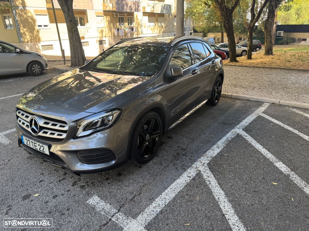 Mercedes-Benz CLA 180 - 1