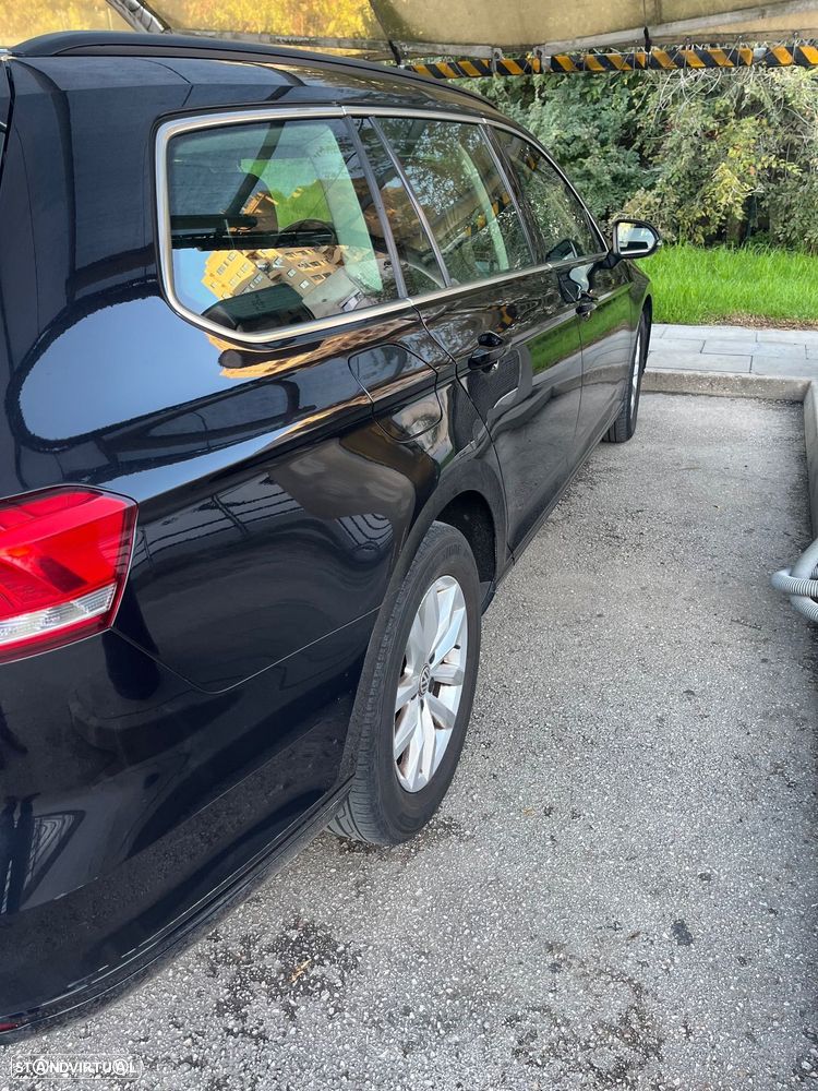 VW Passat Variant - 12