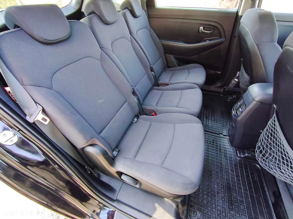 Kia Carens 1.6 GDI L - 15