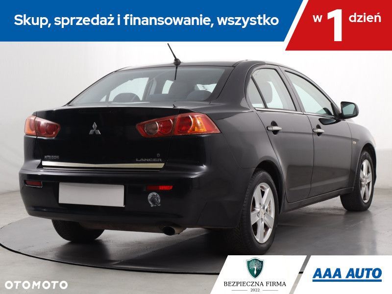 Mitsubishi Lancer - 6