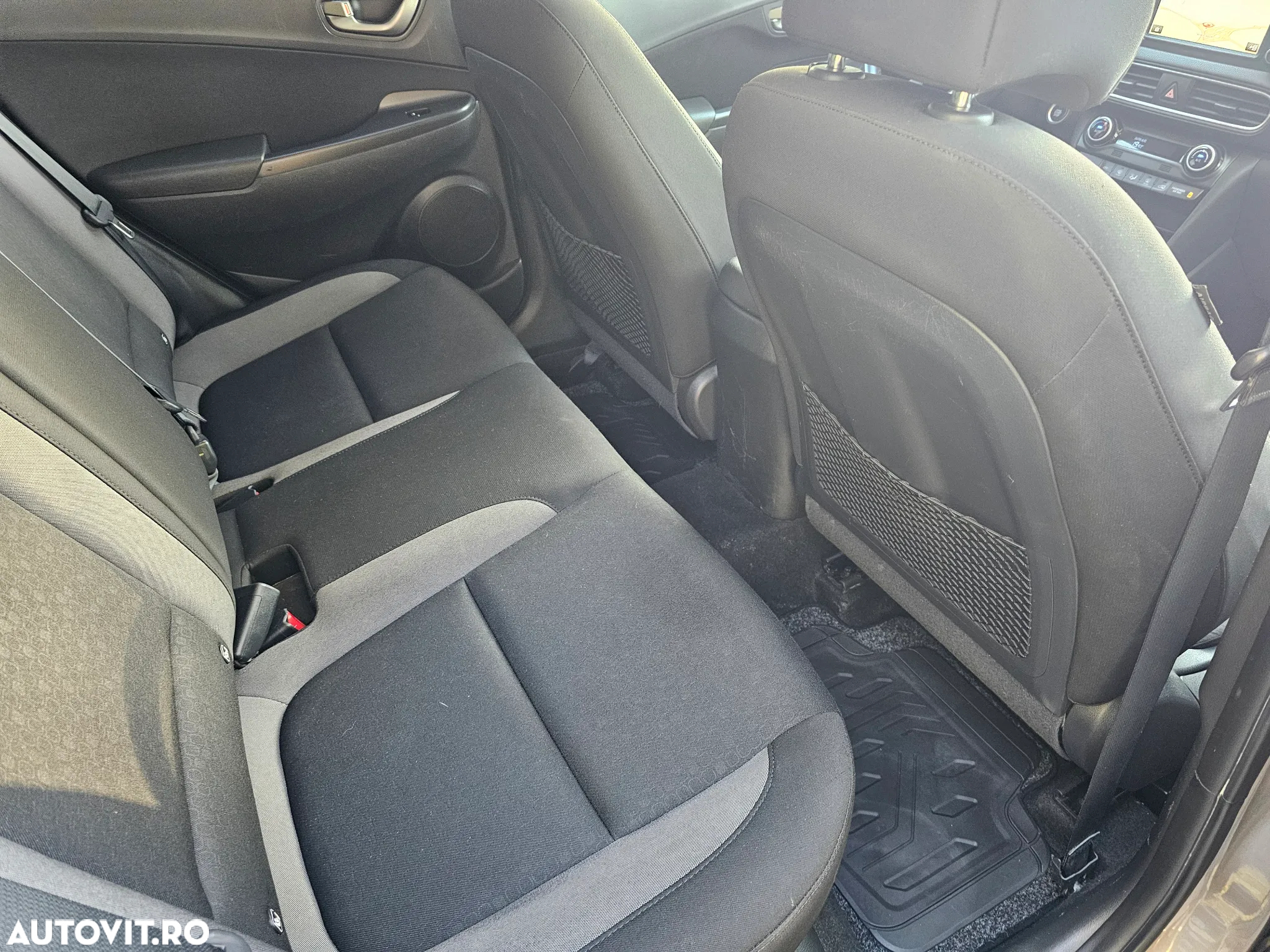Hyundai KONA 1.0 T-GDI 2WD Premium - 28