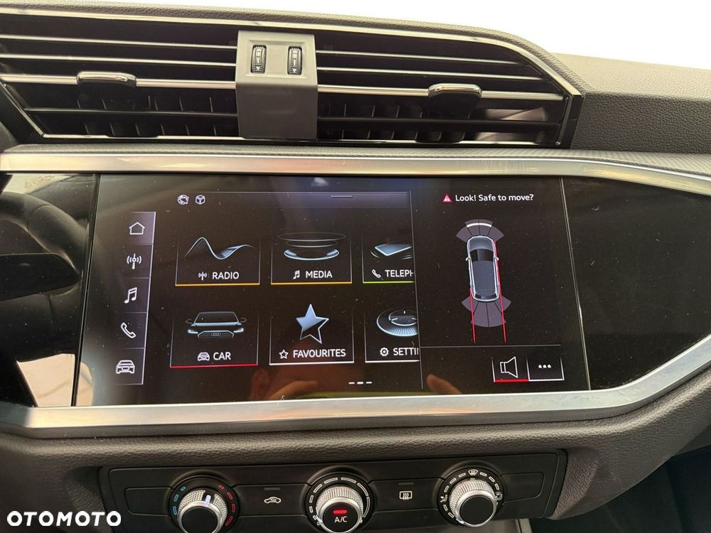Audi Q3 - 21