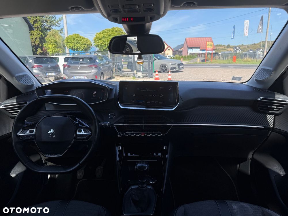 Peugeot 208 - 9