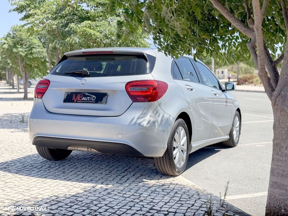 Mercedes-Benz A 180 - 6