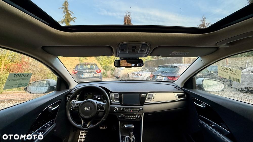 Kia Niro 1.6 GDI Hybrid L Business Line - 23