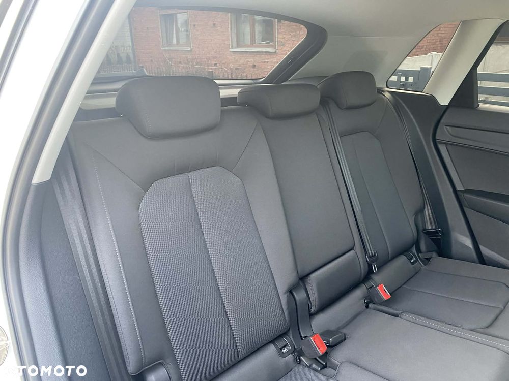 Audi Q3 2.0 TDI S tronic - 15