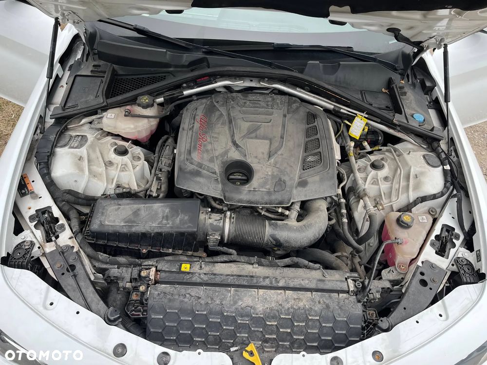 Alfa Romeo Giulia 2.0 Turbo Veloce - 19