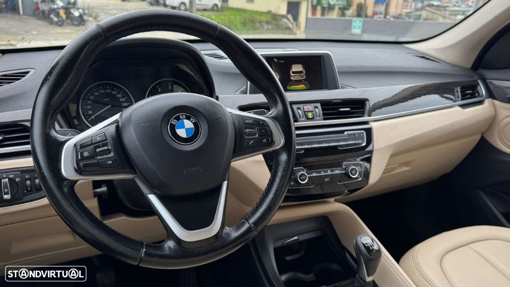 BMW X1 16 d sDrive Advantage - 17