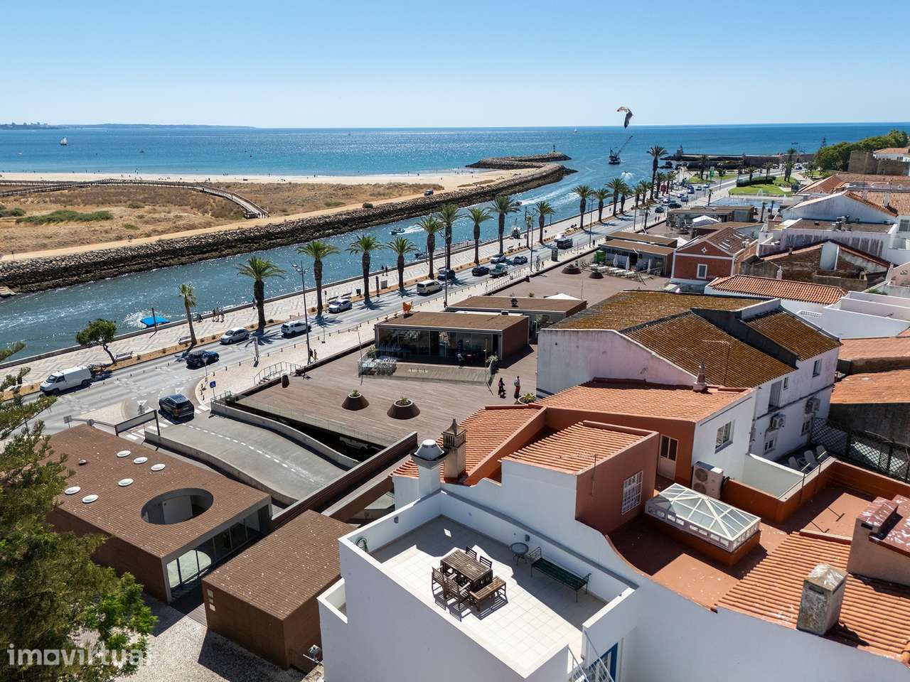 EXCLUSIVO DUPLEX NO CENTRO HISTÓRICO DE LAGOS COM VISTA MAR E ROOFTOP - Grande imagem: 2/30