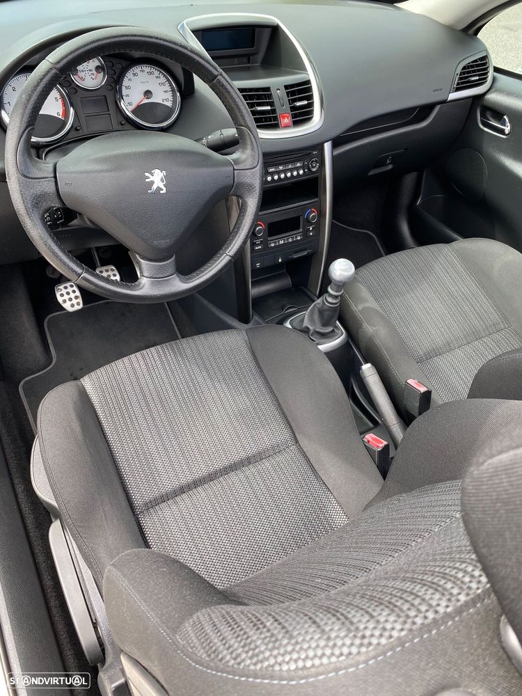Peugeot 207 CC 1.6 HDi Allure - 10