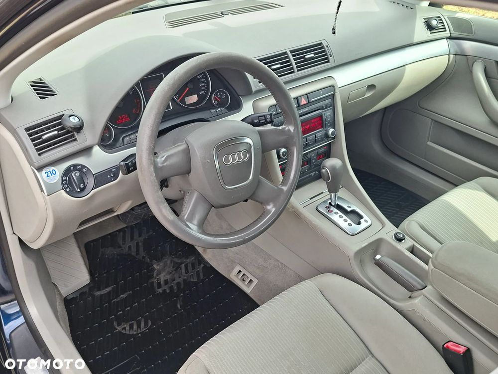 Audi A4 Avant - 15