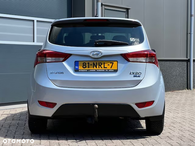Hyundai ix20 1.4 blue Comfort - 9