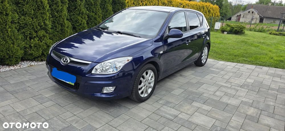 Hyundai i30 2.0 Premium - 2